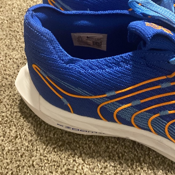 Nike ZoomX Blue and Orange Athletic Shoes - Picture 4 of 14